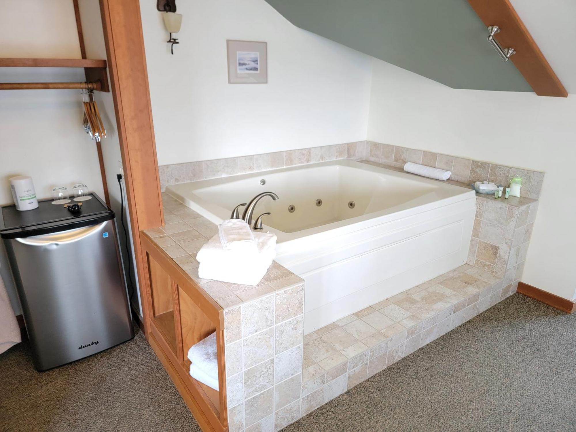The Heron Inn And Day Spa La Conner Exterior photo