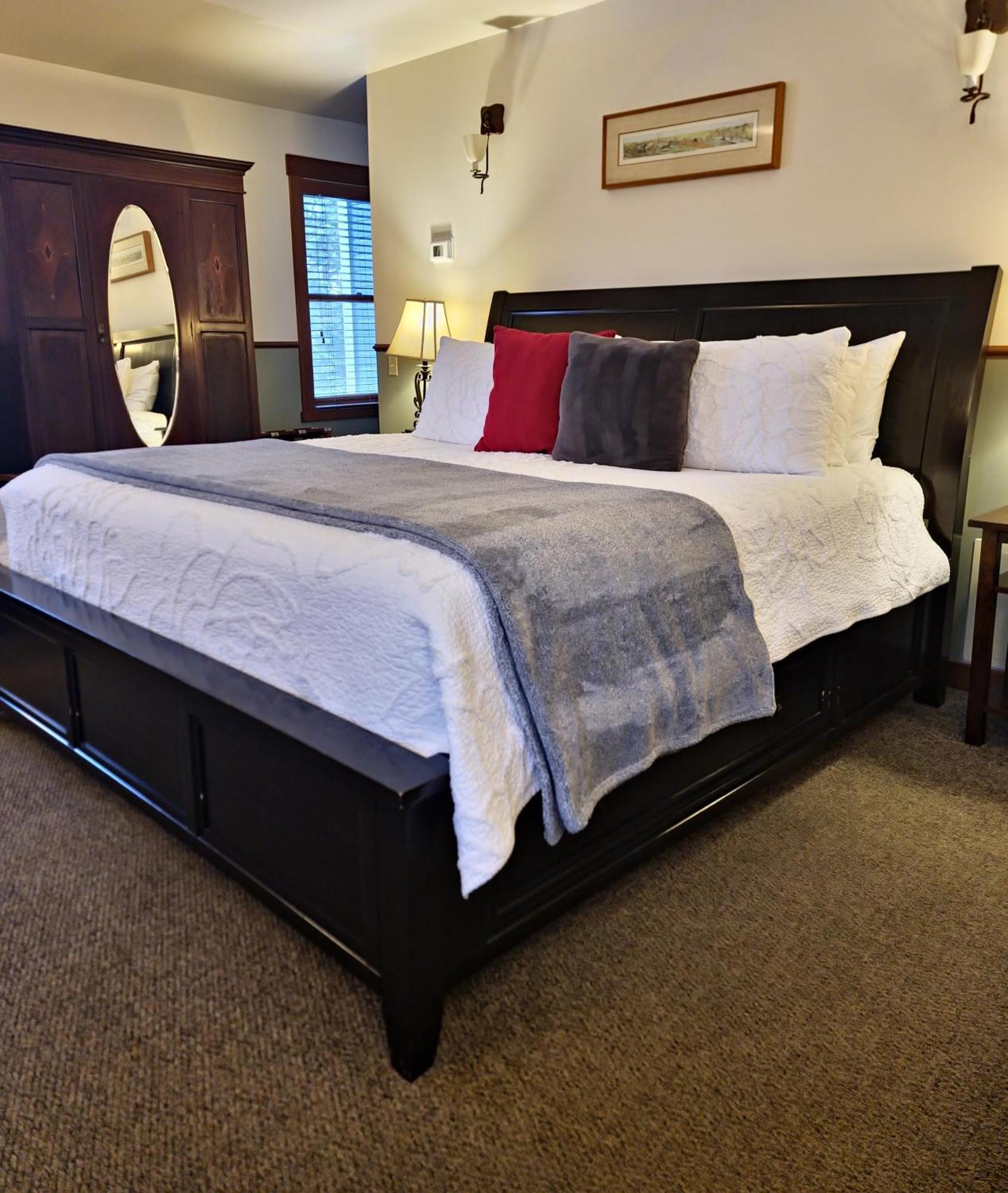 The Heron Inn And Day Spa La Conner Exterior photo